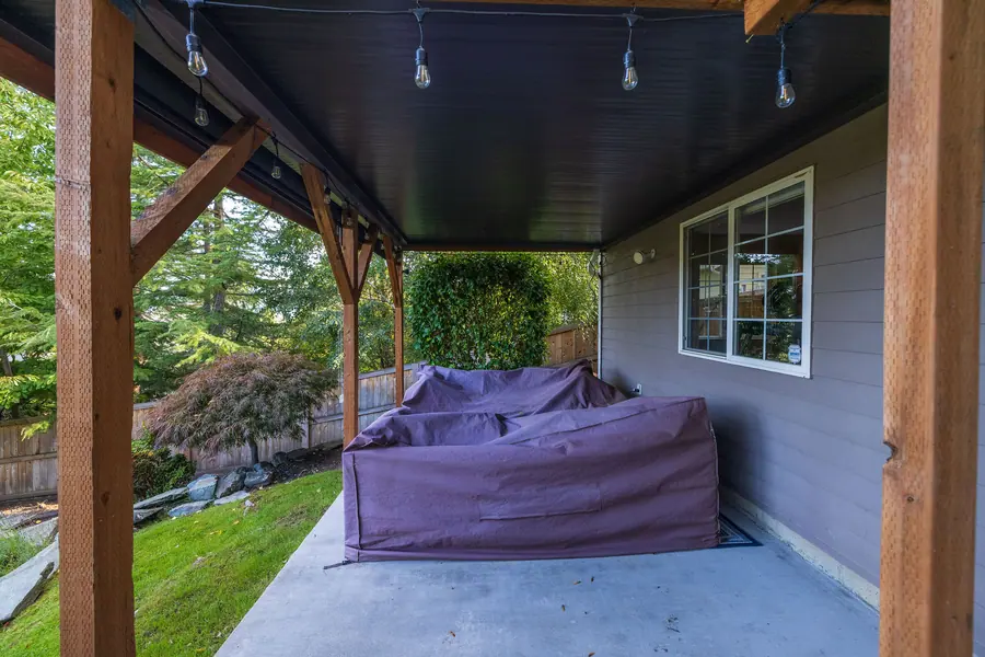 Under deck waterproofing ceiling system